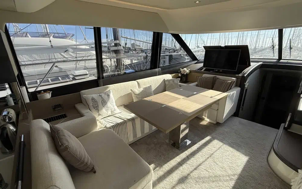 slider 21 Jeanneau Prestige 560