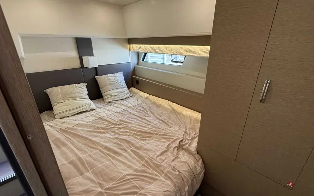 slider 38 Prestige Yachts Prestige 560 Fly