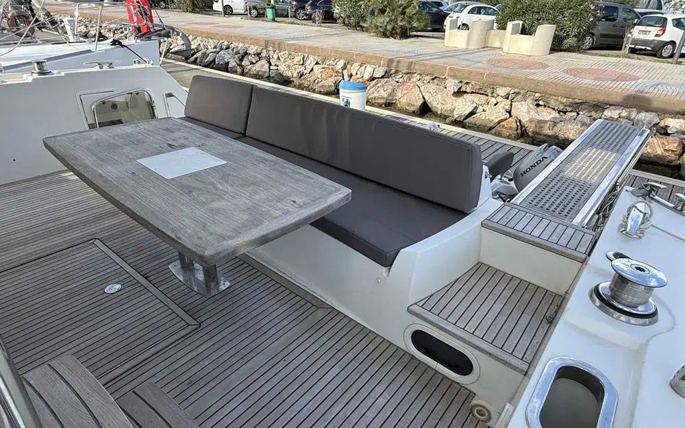 slider 7 Prestige Yachts Prestige 560 Fly