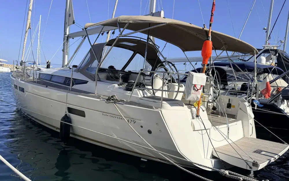 slider 1 Jeanneau Sun Odyssey 479