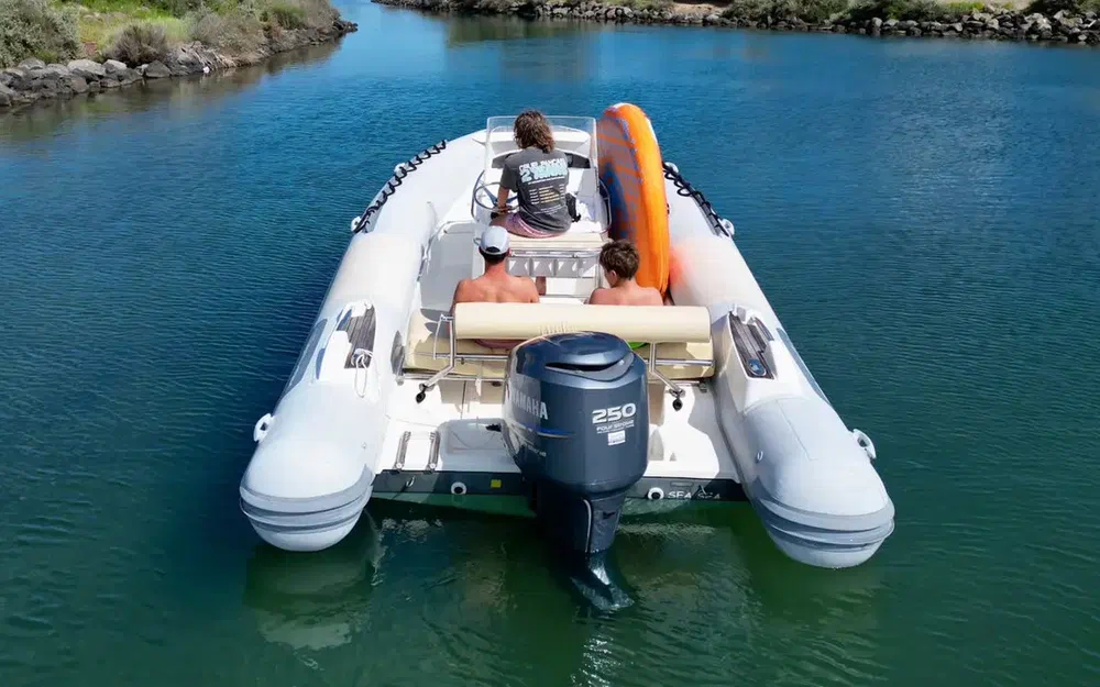 slider 2 Zodiac Sea Hawk 700