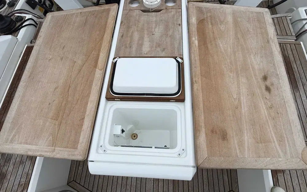 slider 9 Beneteau Oceanis 51.1