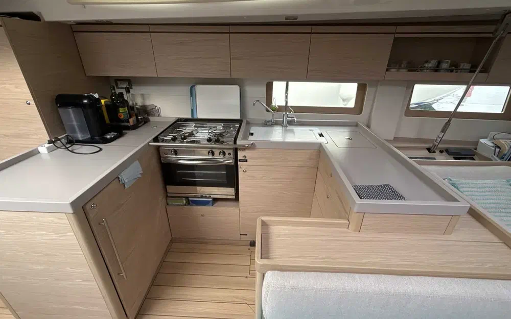 slider 23 Beneteau Oceanis 51.1