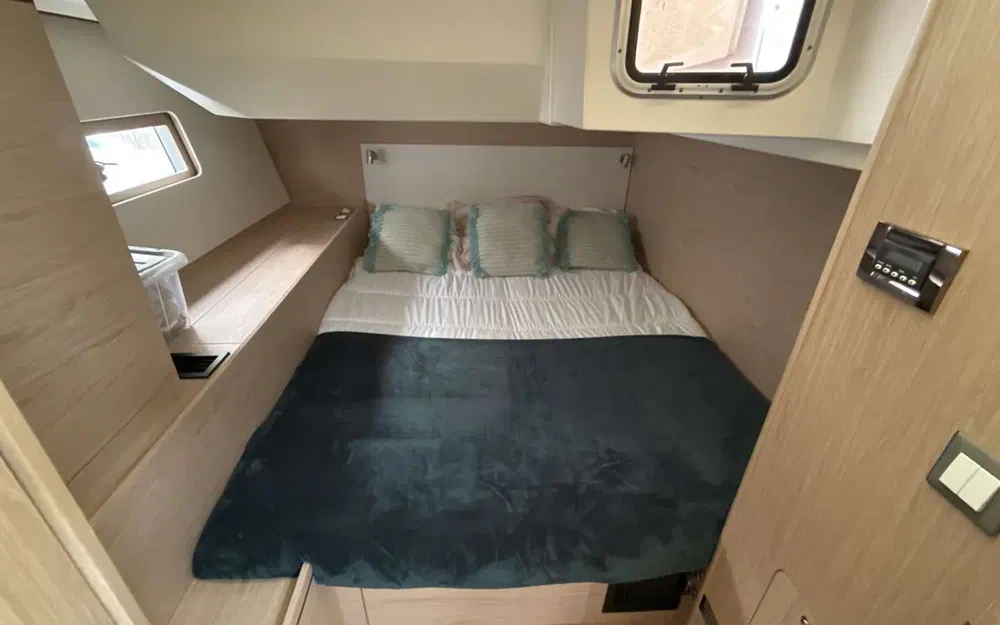 slider 37 Beneteau Oceanis 51.1