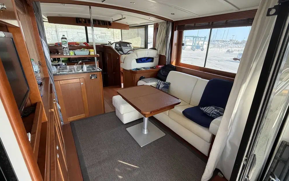 slider 9 Beneteau Swift Trawler 44