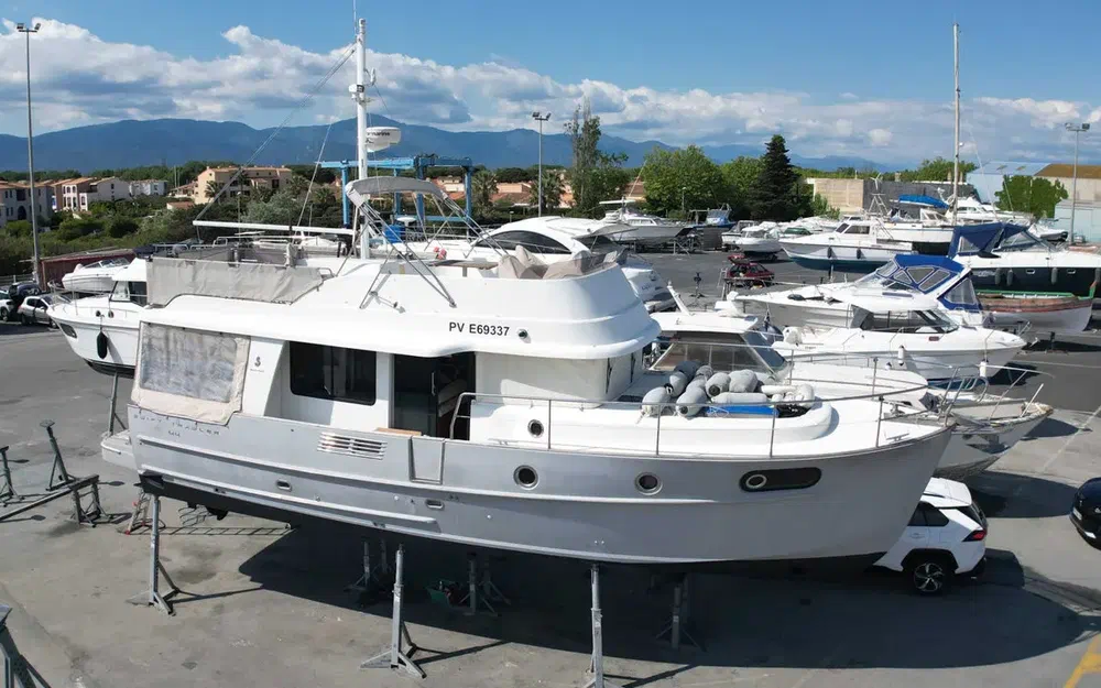 slider 4 Beneteau Swift Trawler 44