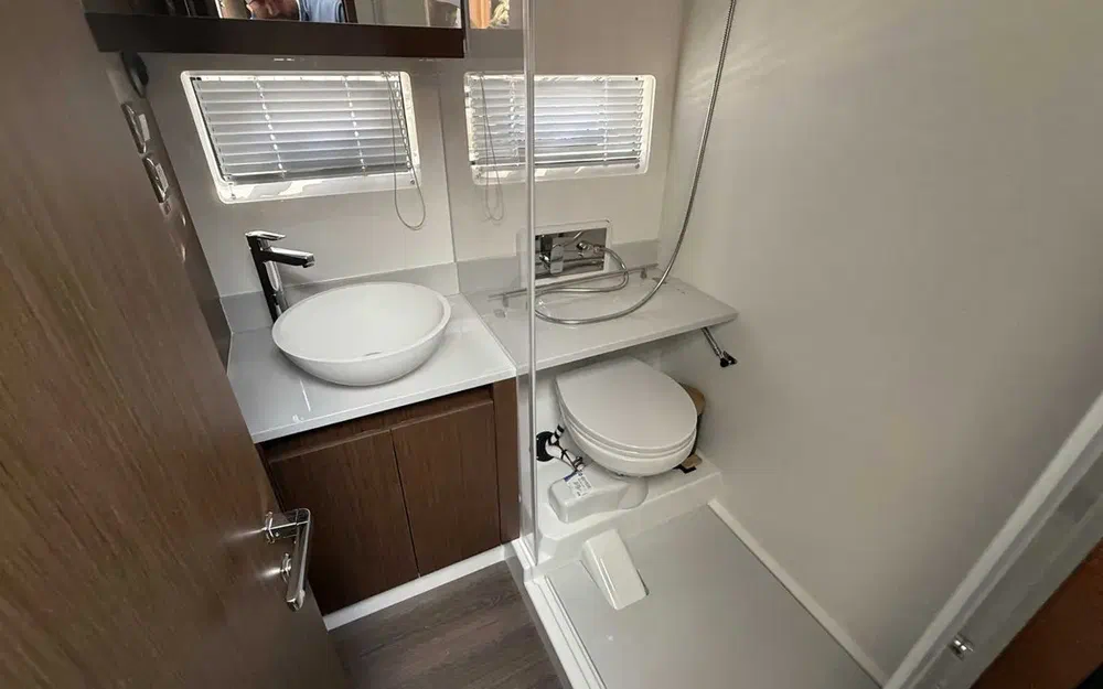 slider 27 Beneteau Antares 12