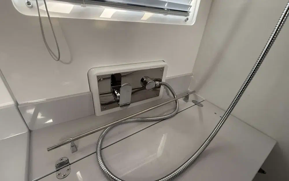 slider 29 Beneteau Antares 12