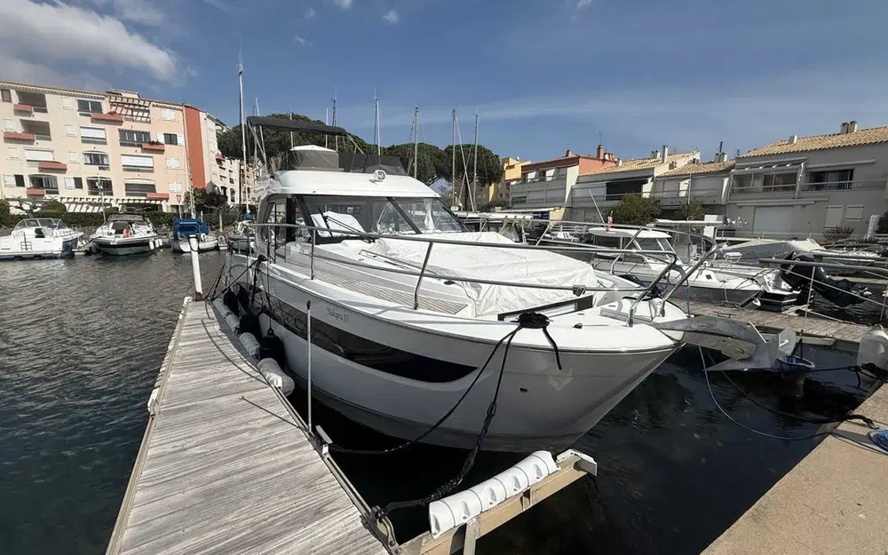 slider 3 Beneteau Antares 12