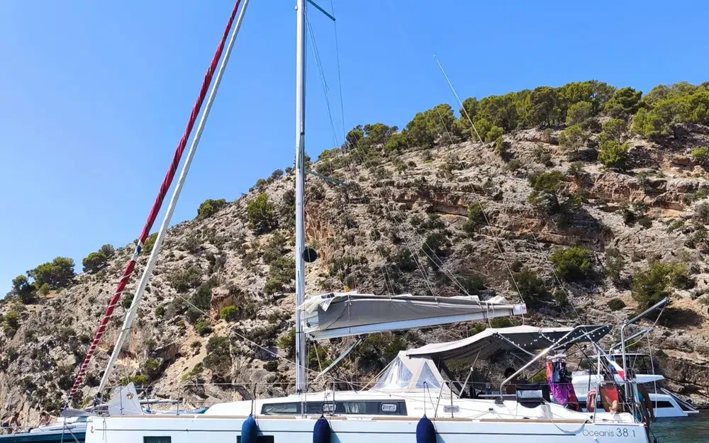 slider 0 Beneteau Oceanis 38.1