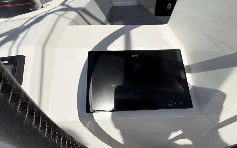 slider 17 Beneteau Oceanis 38.1