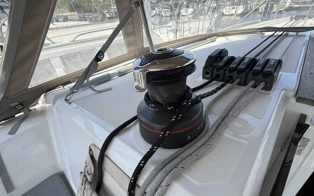 slider 18 Beneteau Oceanis 38.1