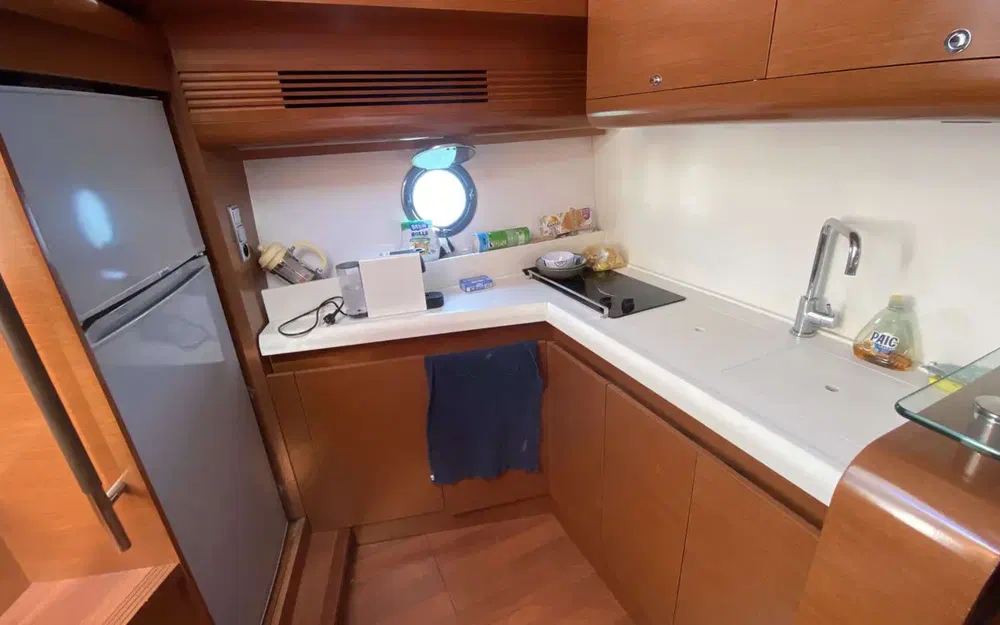slider 20 Beneteau Monte Carlo 42