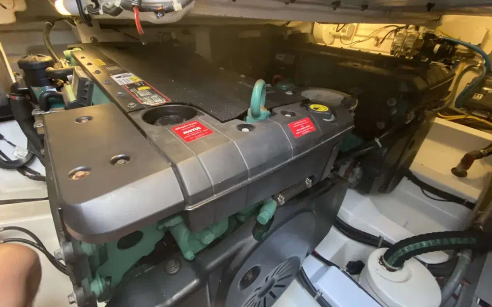 slider 27 Beneteau Monte Carlo 42