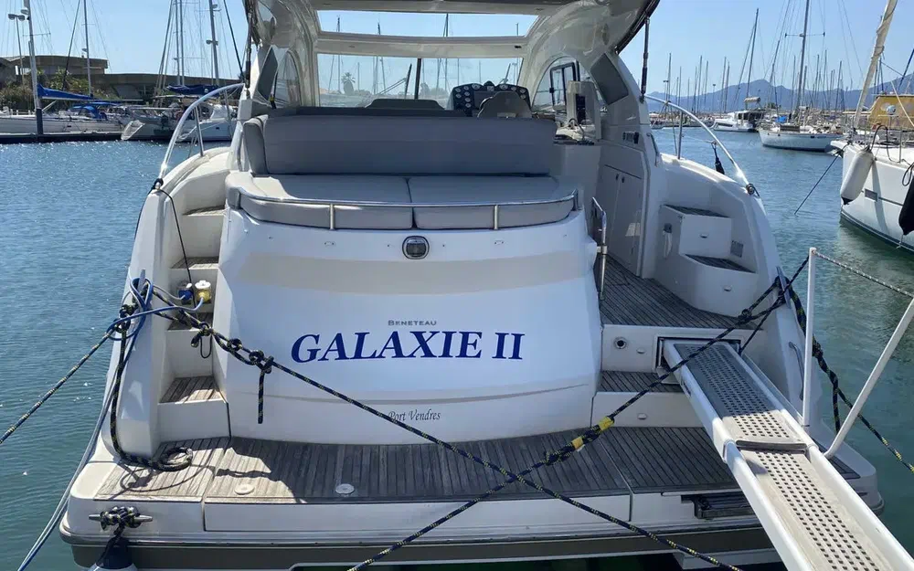 slider 4 Beneteau Monte Carlo 42