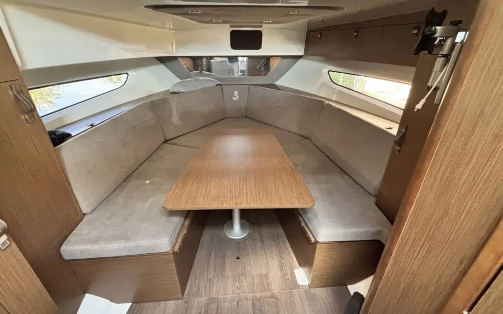 slider 14 Beneteau Flyer 10