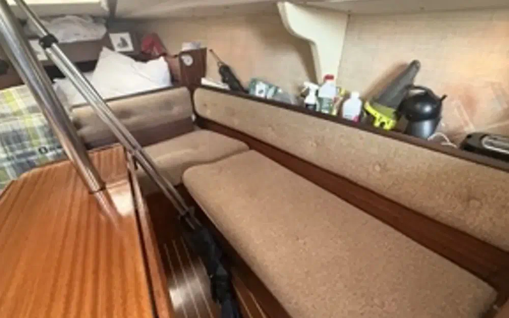 slider 9 Jeanneau Fantasia