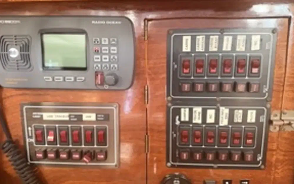 slider 13 Jeanneau Fantasia