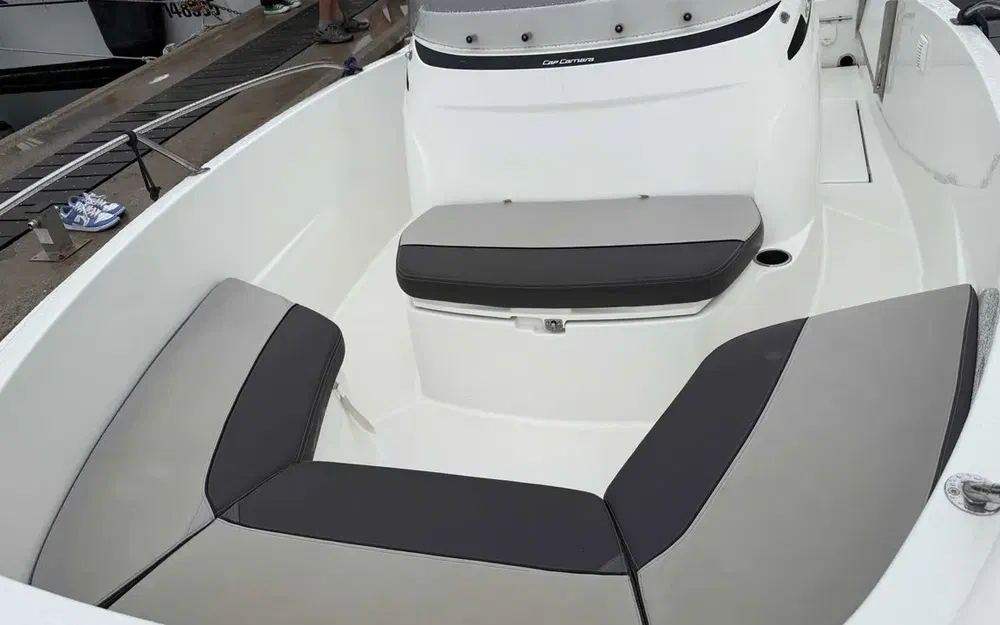 slider 10 Jeanneau Cap Camarat 6.5 CC