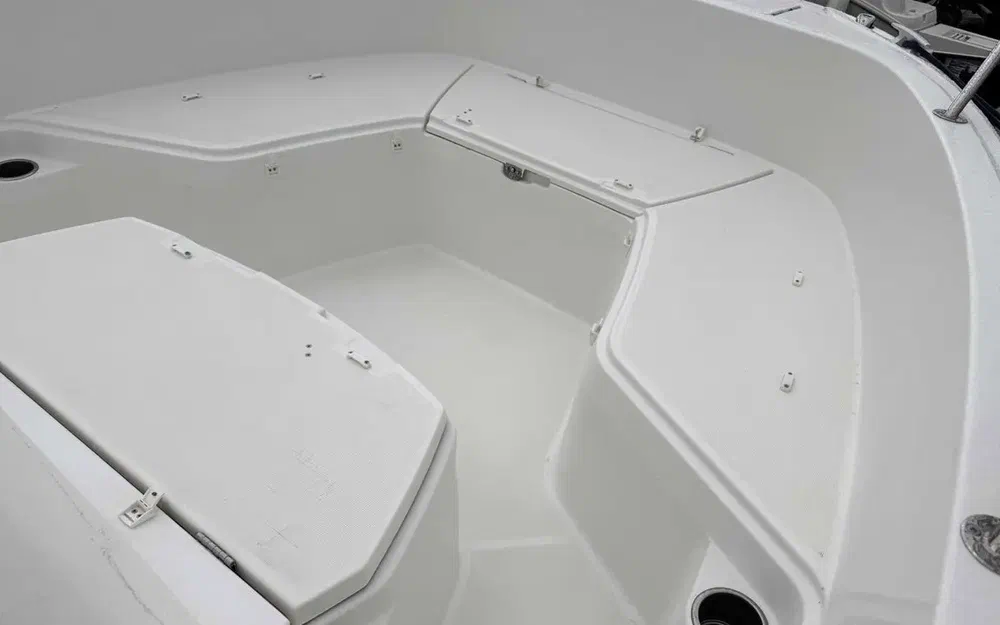 slider 4 Jeanneau Cap Camarat 6.5 CC