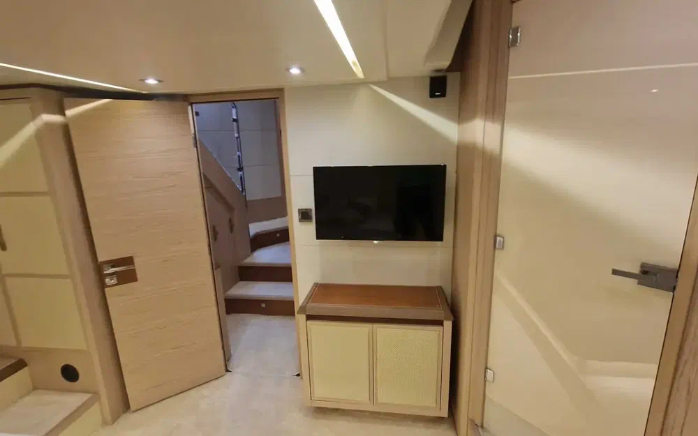 slider 28 Beneteau Monte Carlo 6