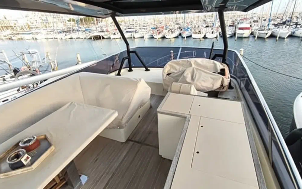 slider 37 Beneteau Monte Carlo 6