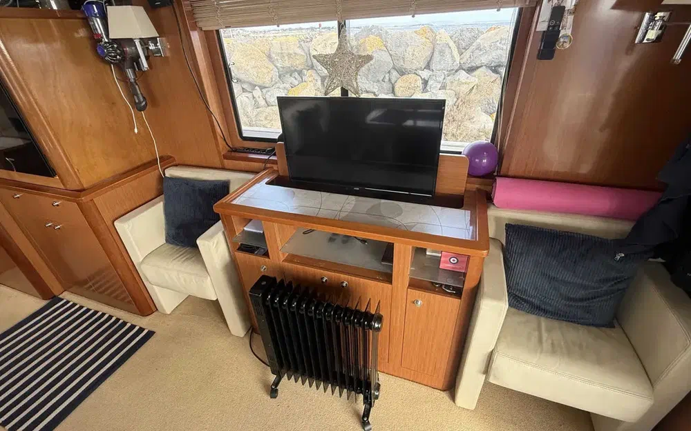 slider 12 Beneteau Swift Trawler 52