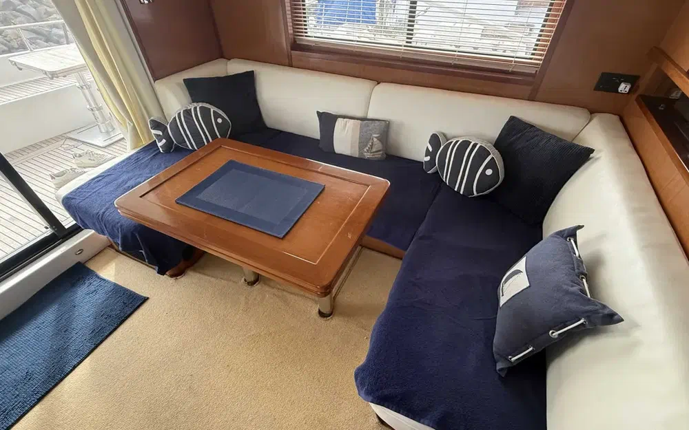 slider 13 Beneteau Swift Trawler 52
