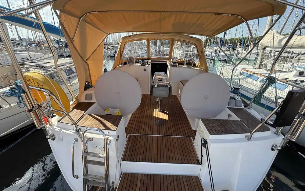 slider 2 Dufour  405Grand Large