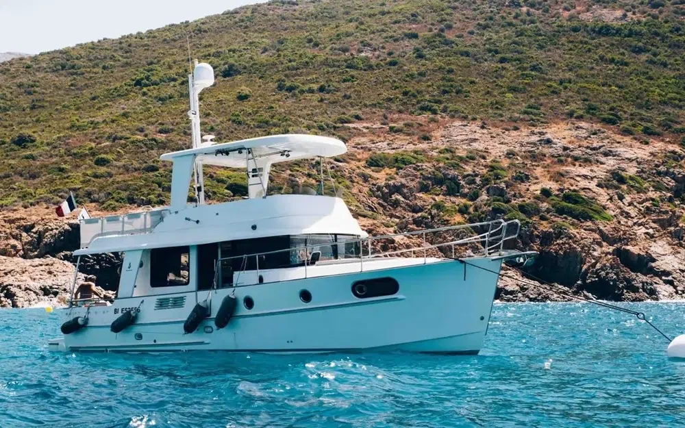 slider 0 Beneteau Swift Trawler 44