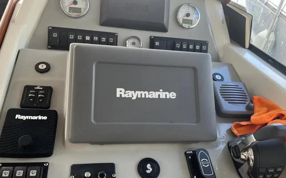 slider 18 Beneteau Swift Trawler 44