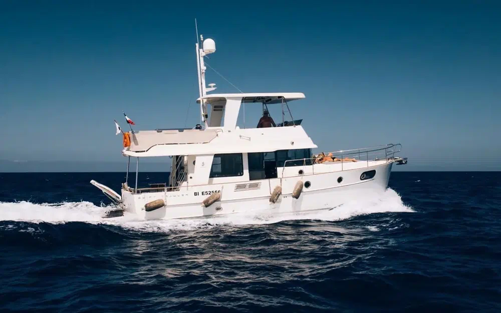 slider 1 Beneteau Swift Trawler 44