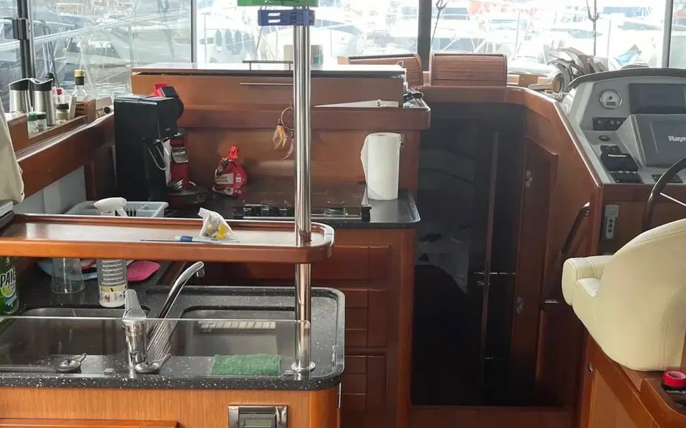 slider 19 Beneteau Swift Trawler 44