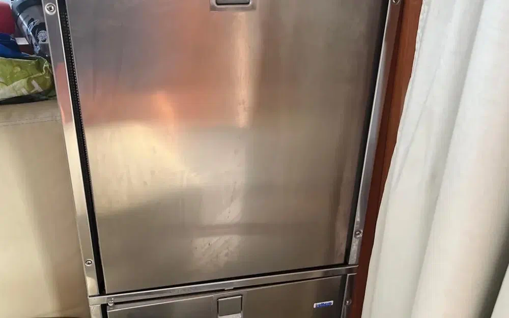 slider 20 Beneteau Swift Trawler 44