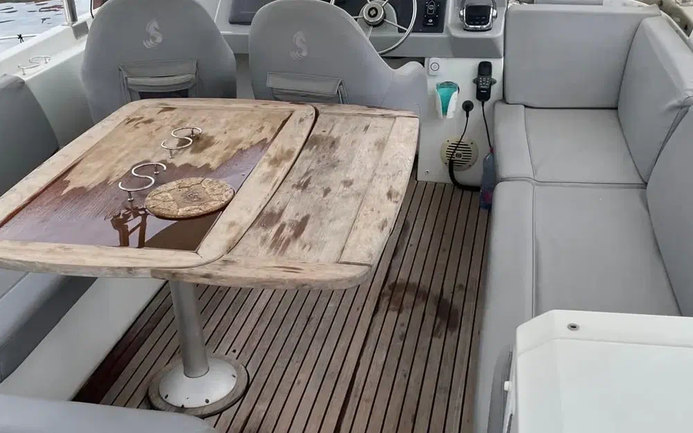 slider 7 Beneteau Swift Trawler 44