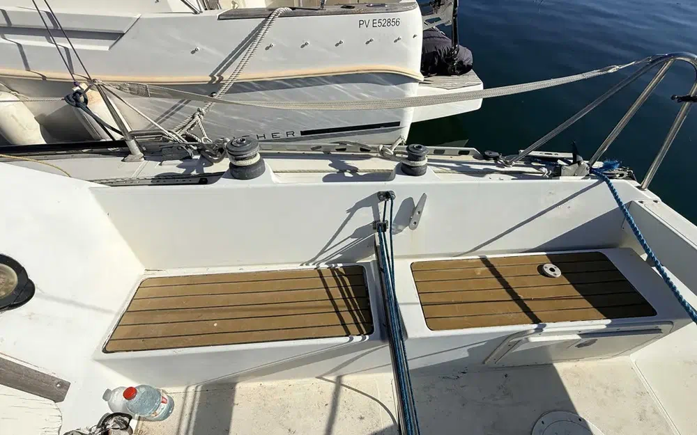 slider 10 Comar Yachts Comet 28