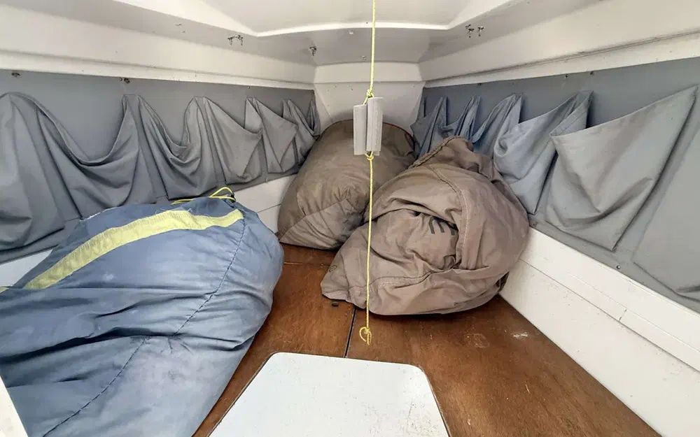 slider 19 Comar Yachts Comet 28