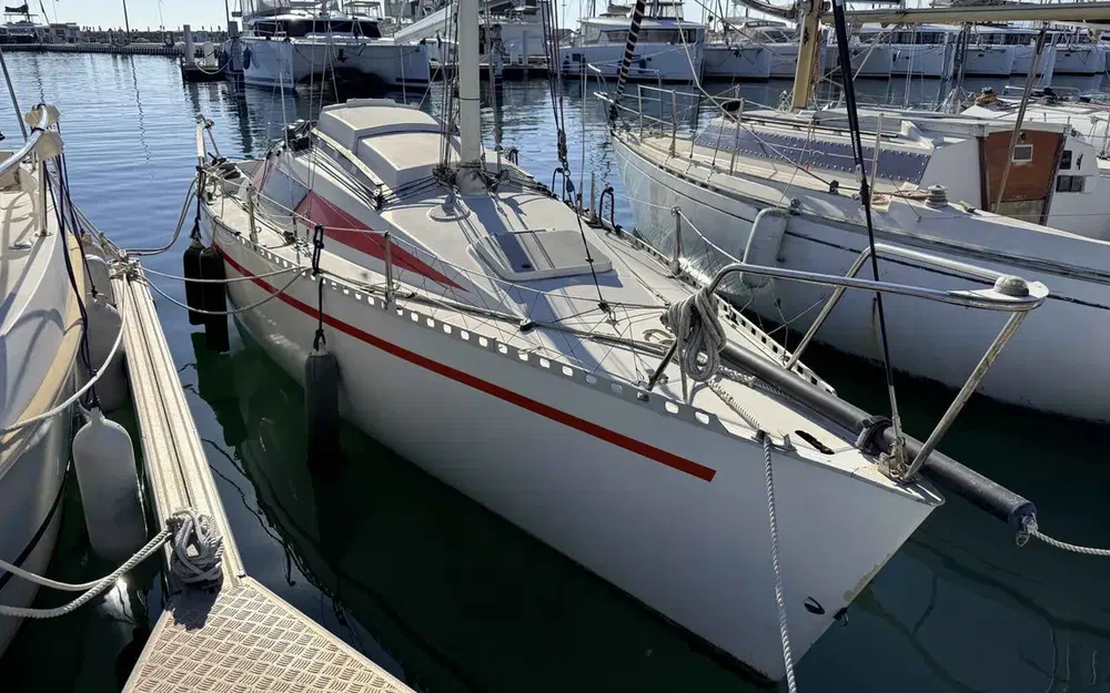 slider 2 Comar Yachts Comet 28