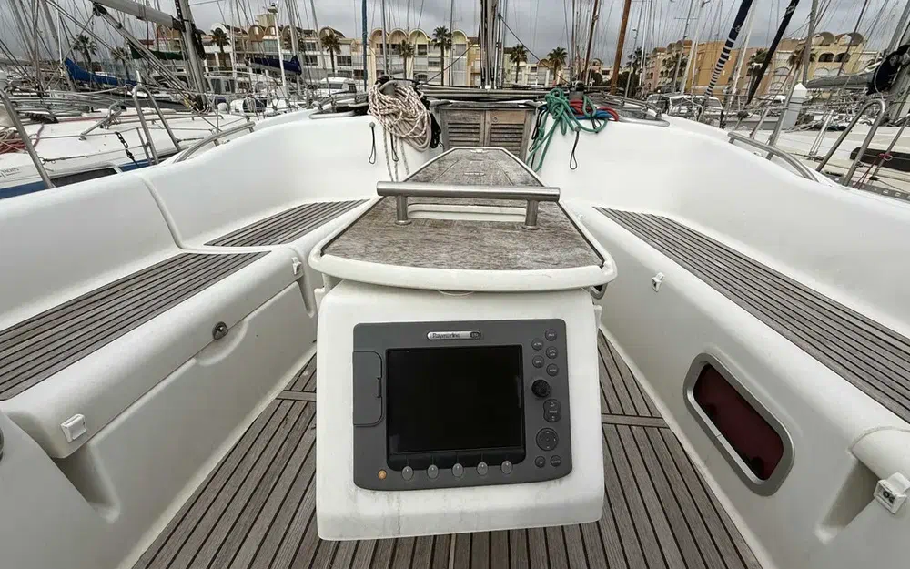 slider 9 Beneteau Oceanis 46