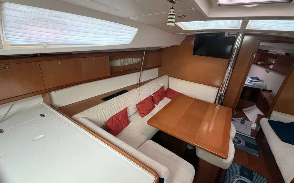 slider 14 Beneteau Oceanis 46