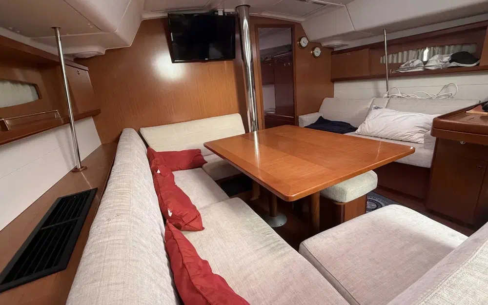 slider 17 Beneteau Oceanis 46