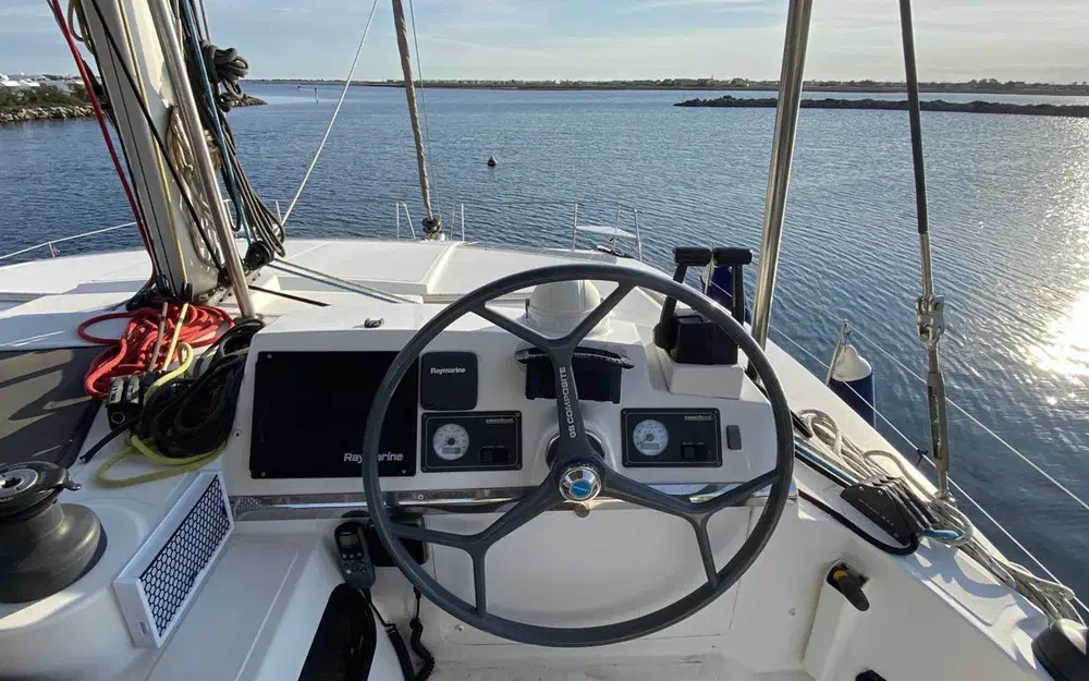 slider 14 Bali Catamarans Bali 4.0