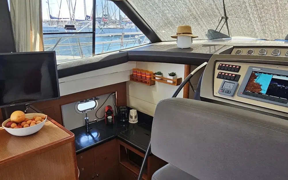 slider 8 Jeanneau Prestige 400