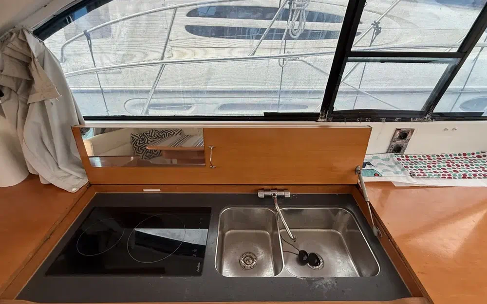 slider 14 Beneteau Antares 12