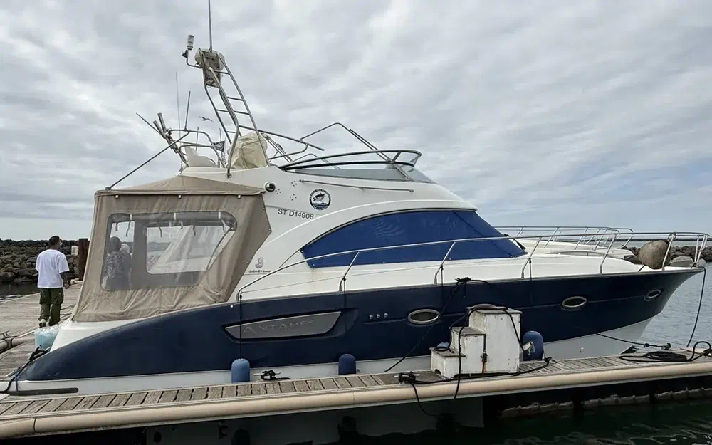 slider 4 Beneteau Antares 12