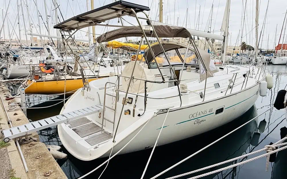 slider 0 Beneteau Oceanis 411 Clipper