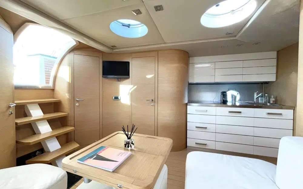 slider 11 Sessa Marine C52