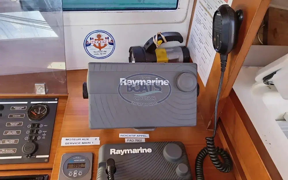 slider 12 Dufour  412