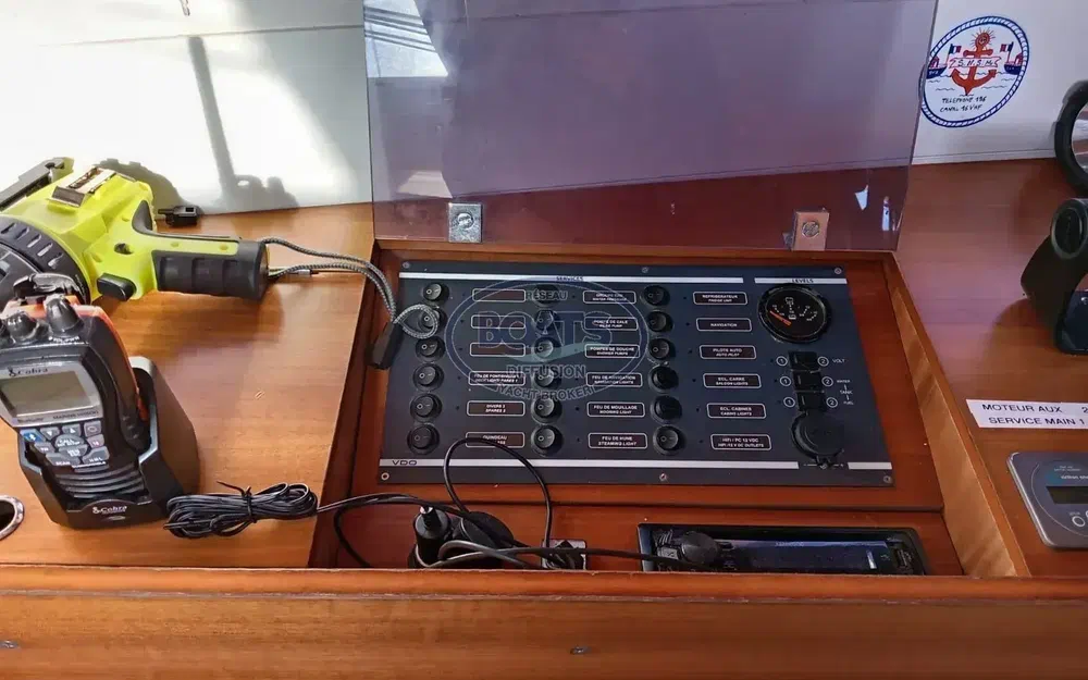 slider 13 Dufour  412