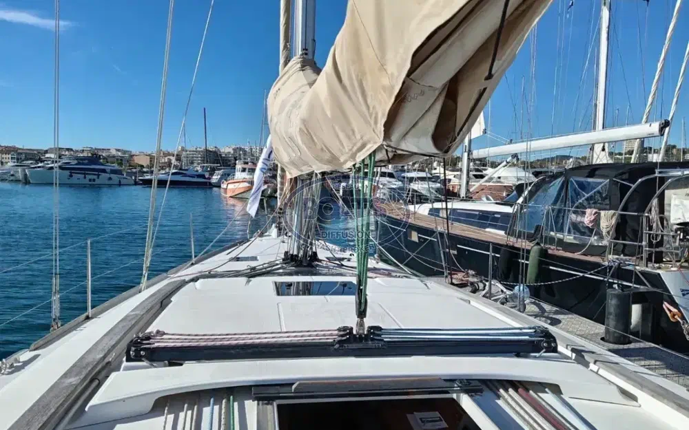 slider 1 Dufour  412